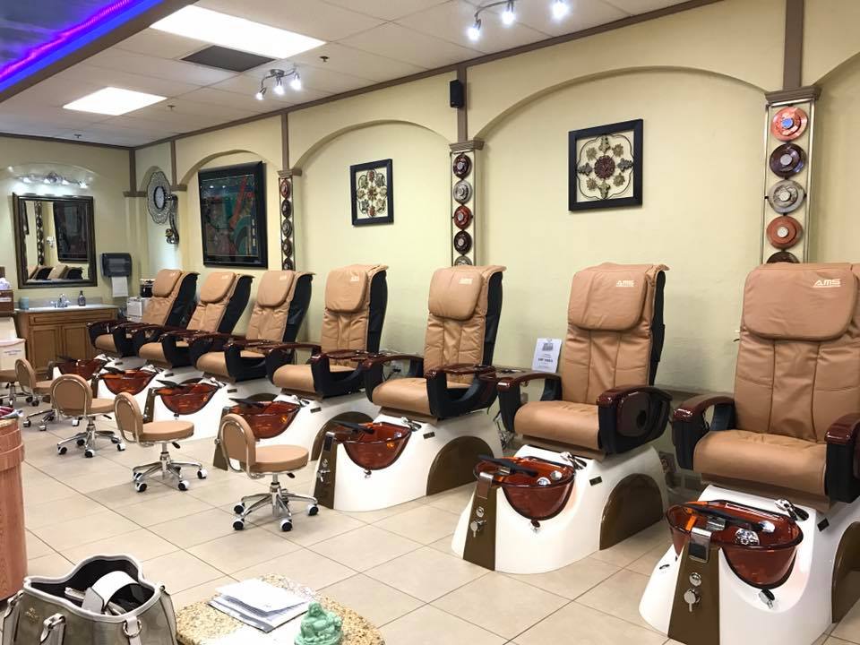 New pedicure chairs with back massage features – Top Nails