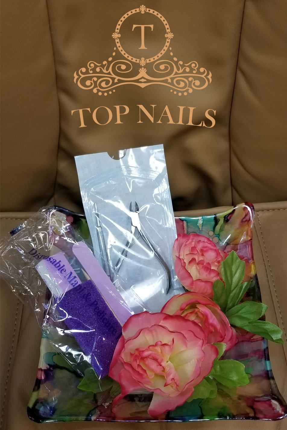 Disposable pedicure kit. Top Nails